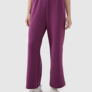 4F Spodnie dresowe z modalem z szerokimi nogawkami damskie - fioletowe