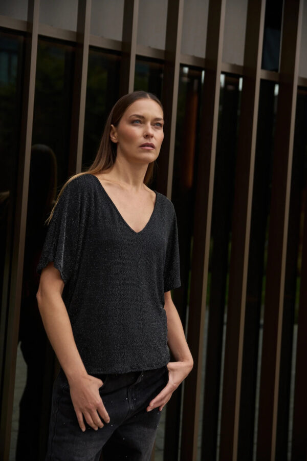 Bluzka do noszenia na dwa sposoby czarna