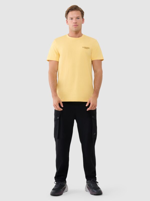 4F T-shirt regular z nadrukiem męski - żółty