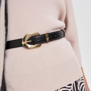 Pasek z ozdobną klamrą czarny