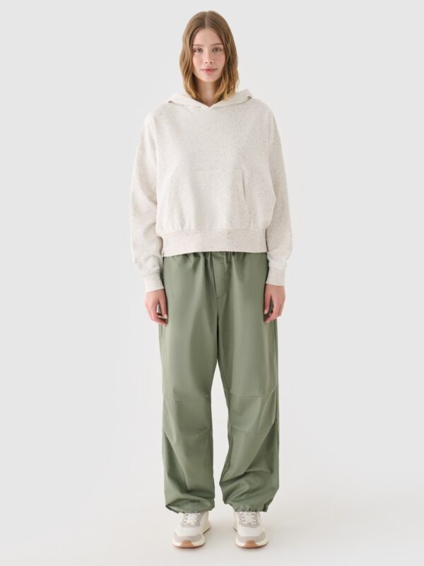 4F Bluza dresowa nierozpinana z kapturem damska - beżowa