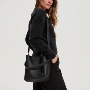 Torebka na ramię czarna