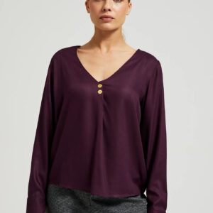 5ff628deb1e01c72f401fcbf44d70dc4a50fc4c3 Koszula z dekoltem w serek i ozdobnymi guzikami fioletowa