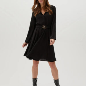 Koszulowa sukienka z eleganckim paskiem czarna