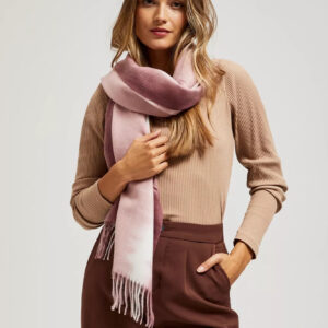 Gładki szalik z delikatnymi frędzlami