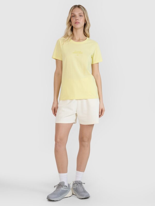 4F T-shirt regular z nadrukiem damski - żółty