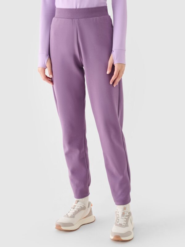 4F Spodnie dresowe joggery damskie - fioletowe