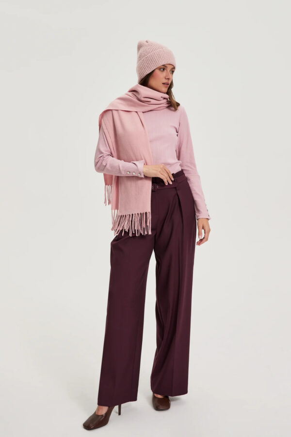 Szal z frędzlami różowy