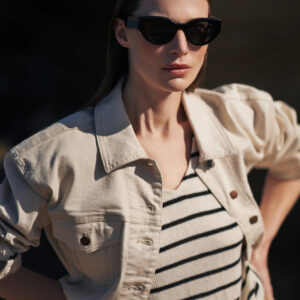 Jeansowa kurtka beżowa