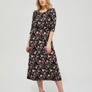 7145592660ddb4dca7ef1ab3e01d9d9da78a15d1 Sukienka z nadrukiem w kwiaty
