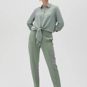 74fc9cbabbd2cf764d8c7ecc97db2590a3cf9b9d Spodnie z nogawkami w kant oliwkowe