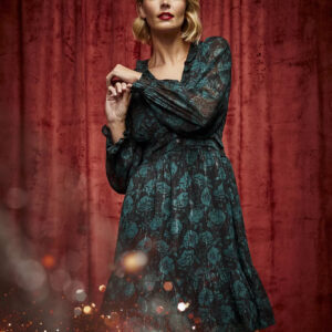 Szyfonowa sukienka z kwiatowym wzore