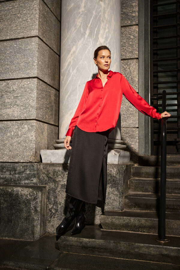 Spódnica midi czarna