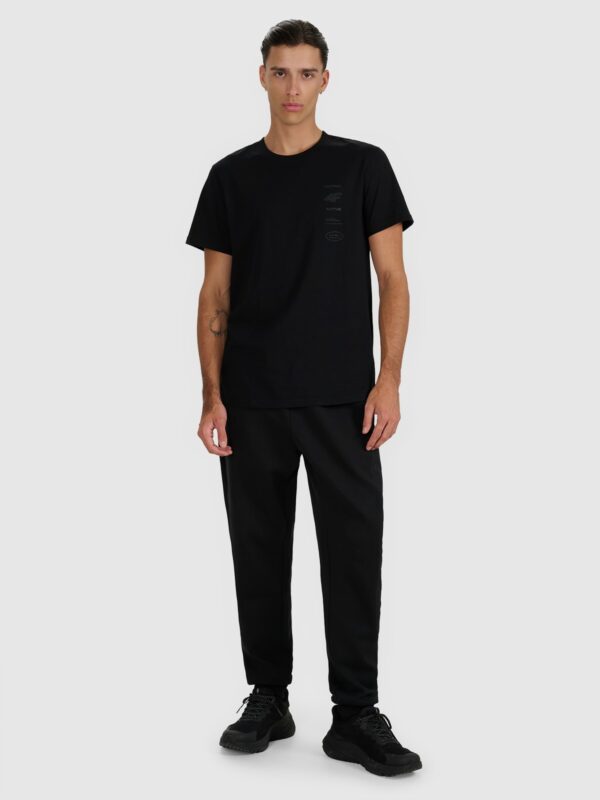 4F T-shirt regular z nadrukiem męski - czarny