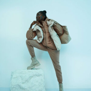 Krótka pikowna kurtka