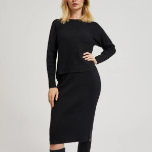 Dzianinowa spódnica o ołówkowym fasonie czarna