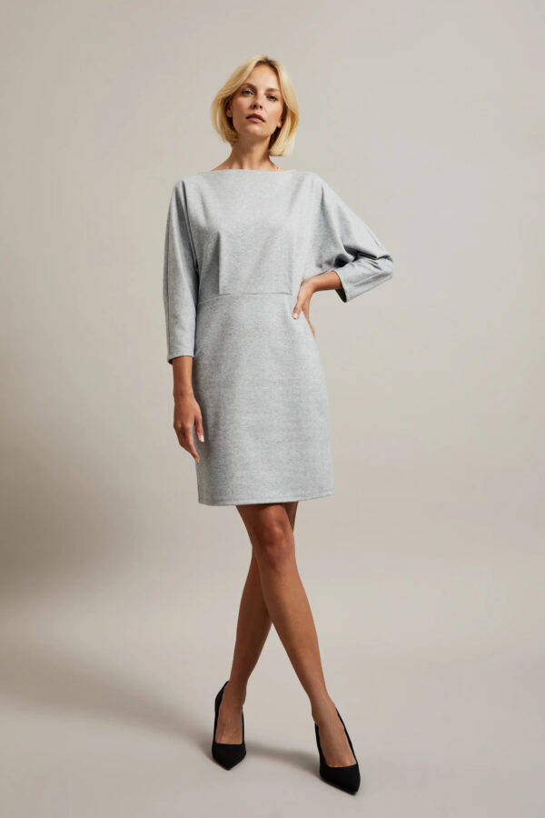Gładka sukienka o długości przed kolano szara