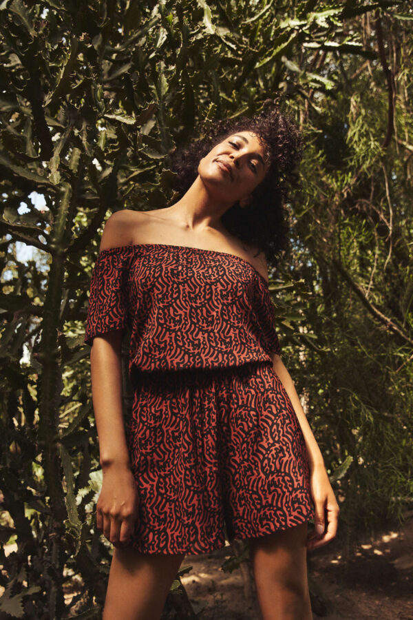 Krótki kombinezon z wiskozy