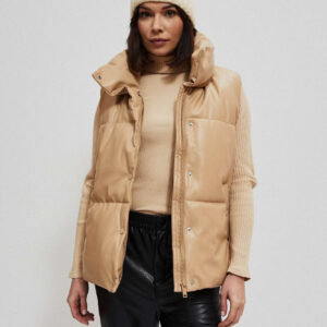 Ciepła czapka z warkoczowym spoltem beżowa