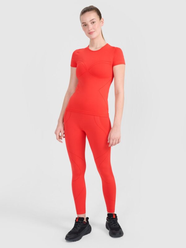 4F Koszulka treningowa slim bezszwowa damska - czerwona