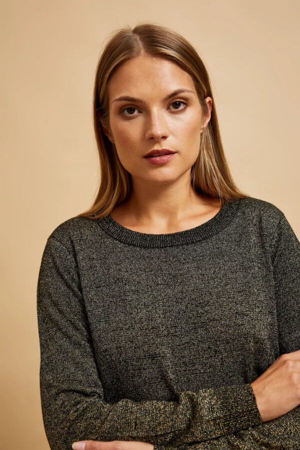 Sweter z metaliczną nitką czarny