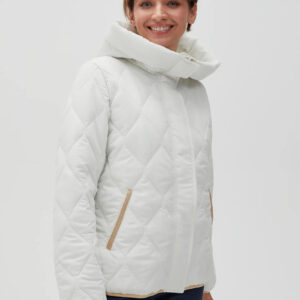 Pikowana kurtka z kołnierzem i kapturem biała