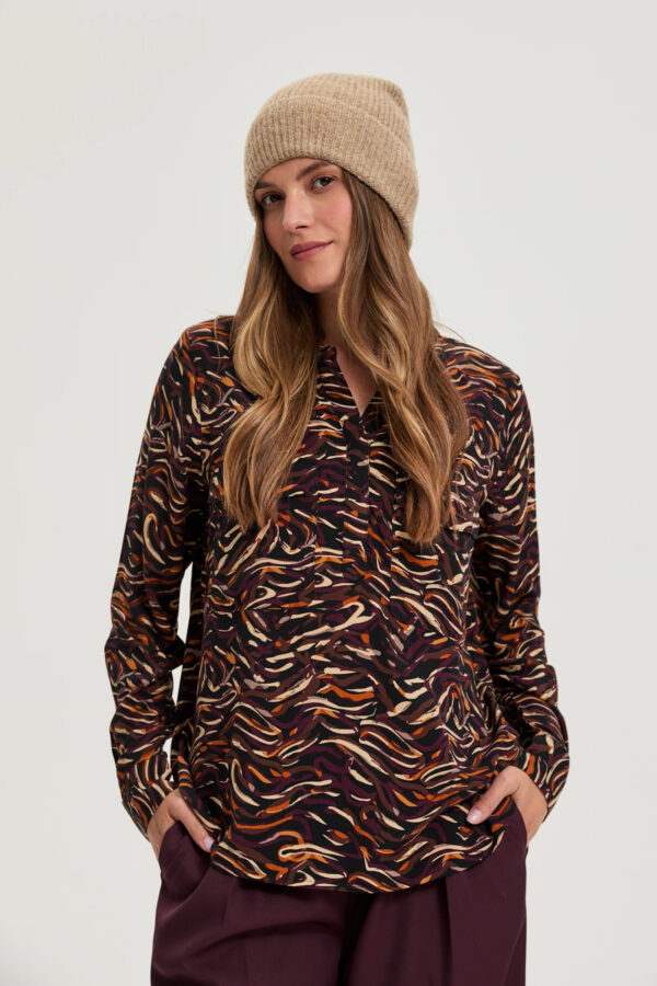 Zimowa czapka beżowa