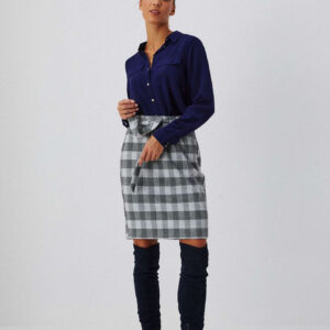 Ołówkowa spódnica z paskiem szara