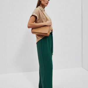 Pikowana torebka z łańcuszkiem beżowa