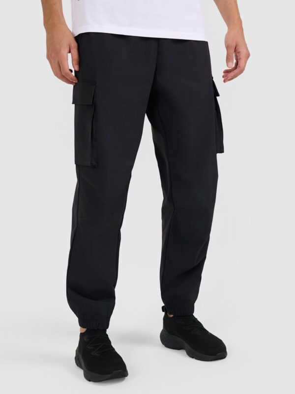 a67223e74f027c8d1dc02b1ae057610a9de20cf0 4F Spodnie casual cargo męskie - czarne