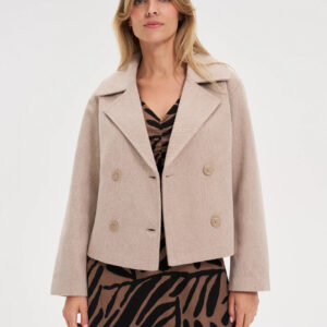 Krótki beżowy płaszcz