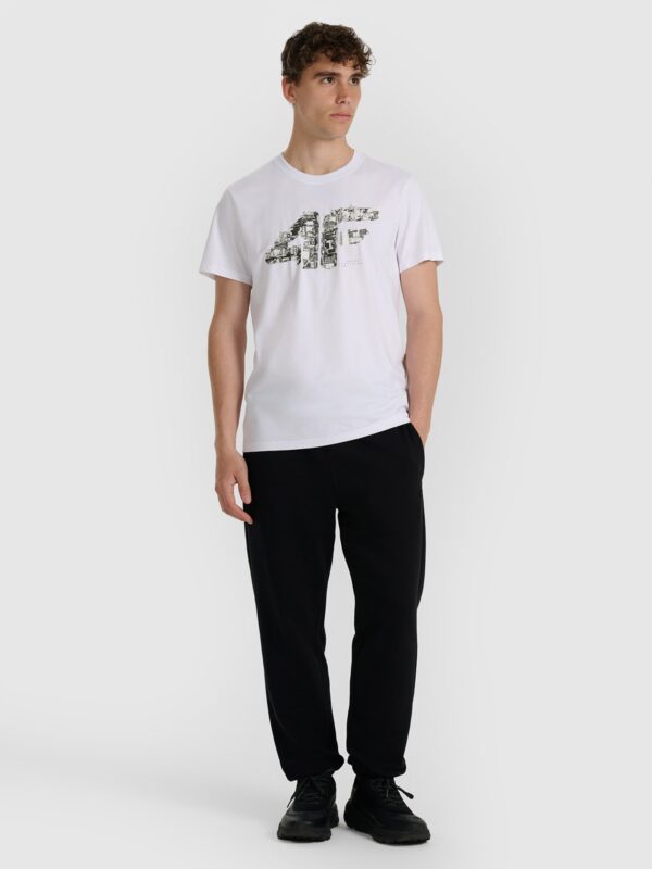 4F T-shirt regular z nadrukiem męski - biały