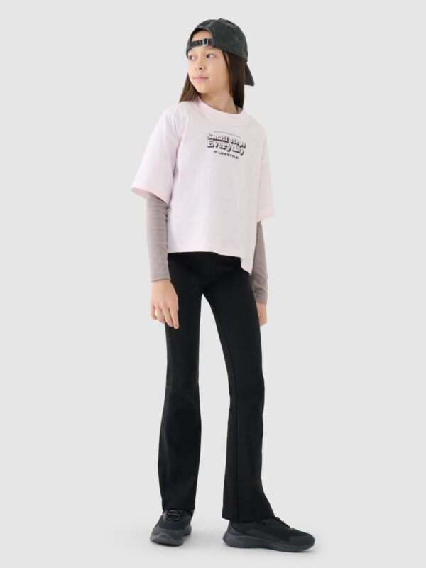 a9ab66e1156781c6d3bba14a5dbbe313a3f09ec6 4F Crop top oversize z nadrukiem dziewczęcy - beżowy 146 (10-11 lat)