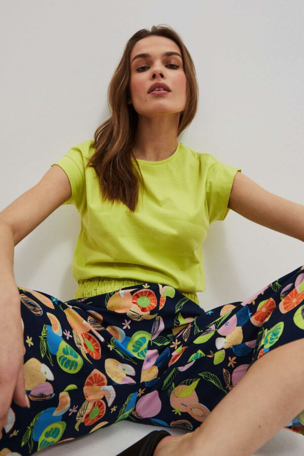 a9d89ad9ed3827e7b9fd281704785b2737a25202 Gładka bluzka neonowa