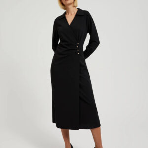 Koszulowa sukienka midi z ozdobymi guzikami czarna