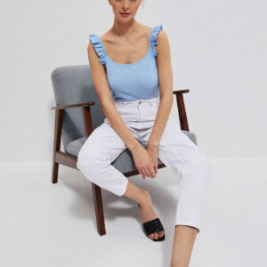 Top z ozdobnymi ramiączkami niebieski