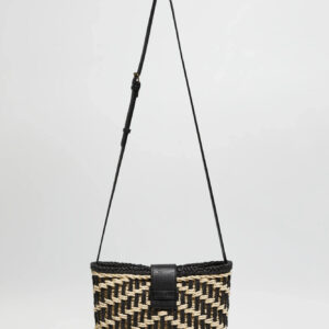 Słomkowa torebka czarna