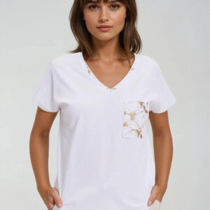 b17a0f2e54802e23e4510f1eaf9eb02649d882a4 Bawełniany t-shirt z ozdobną kieszenią biały