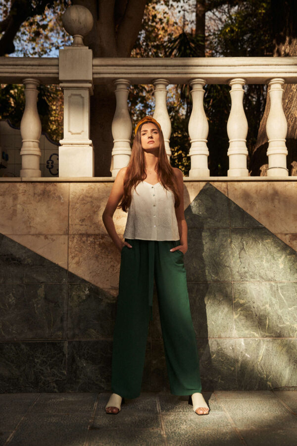 b1be0fe9fbdd9f1e052f0d92d7e2072feb3c418a Spodnie z szerokimi nogawkami malachitowe