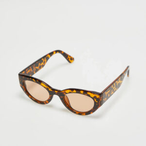 Okulary z grubymi oprawkami brązowe