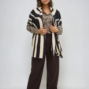 Szal w geometryczny wzór beżowy