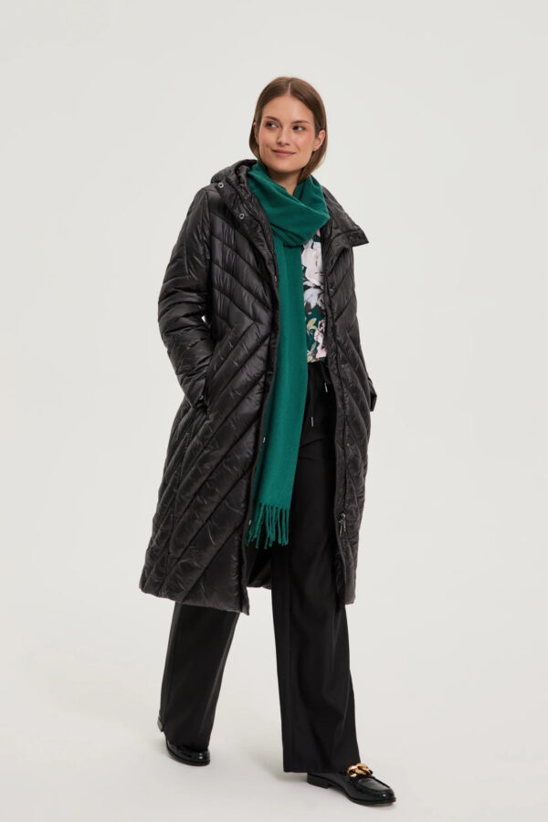 Długa kurtka czarna