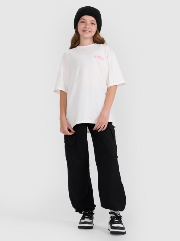 4F T-shirt oversize z nadrukiem dziewczęcy - biały 140 (9-10 lat)