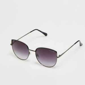 Okulary przeciwsłoneczne z metalowymi oprawkami czarne