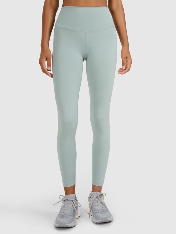 c6e0f21cce94ecd34b1b4572e3ccb6fe91e2f379 4F Legginsy treningowe szybkoschnące damskie - zielone