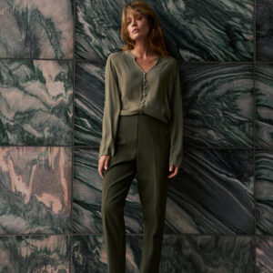 Spodnie cygaretki ciemnooliwkowe