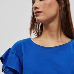 Bluzka z falbaną na ramionach niebieska