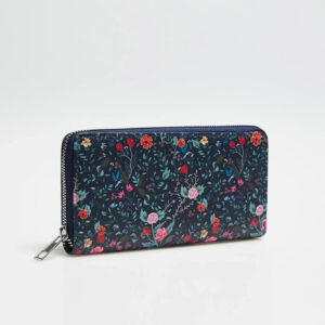 Portfel ozdobiony nadrukiem w kwiaty granatowy