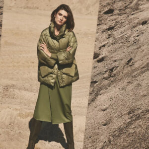 Krótka kurtka z kołnierze