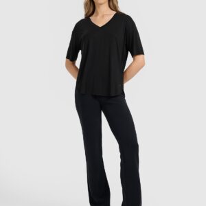 4F T-shirt oversize z modalem damski - czarny